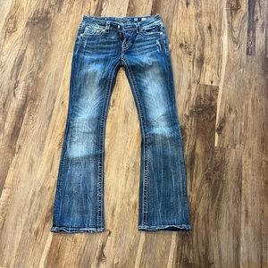 Miss Me signature Boot cut size 29